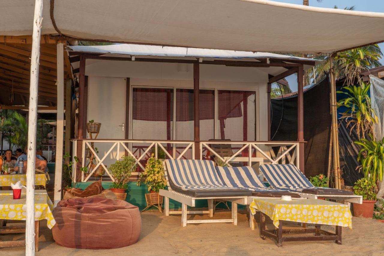 โรงแรมคิวบา ปัตเนม Patnem Beach ภายนอก รูปภาพ
